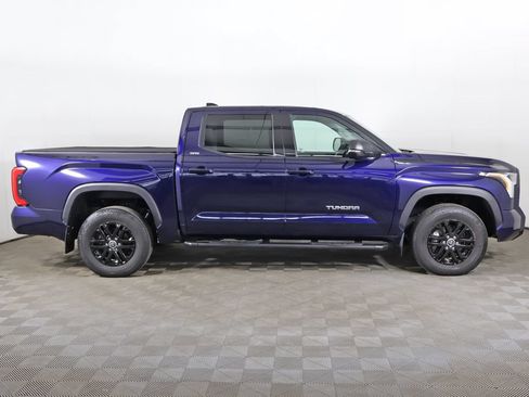 Used 2023 Toyota Tundra SR5 w/ SR5 Premium Package AWD/4WD image 17