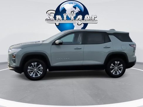 New 2026 Chevrolet Equinox LT w/ Convenience Package II image 9