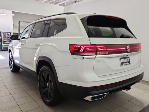 New 2026 Volkswagen Atlas SE FWD image 5