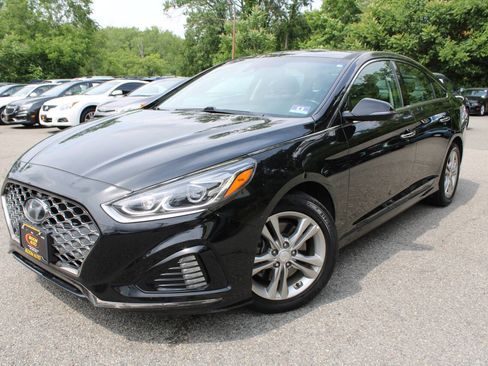Used 2019 Hyundai Sonata Limited w/ Ultimate Package 04 FWD image 1