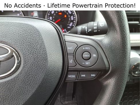 Used 2022 Toyota RAV4 XLE w/ Convenience Package image 18