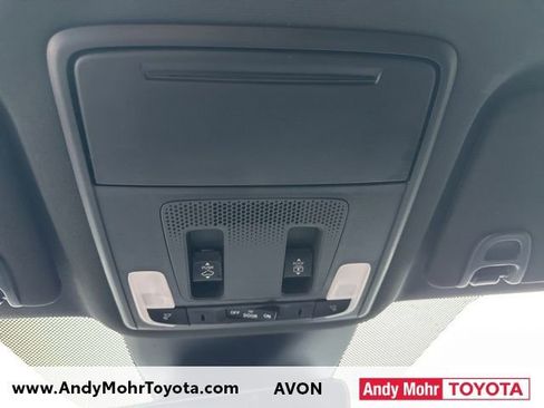 Used 2023 Honda Pilot TrailSport image 29