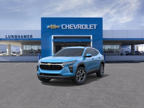 New 2026 Chevrolet Trax LT FWD image 32