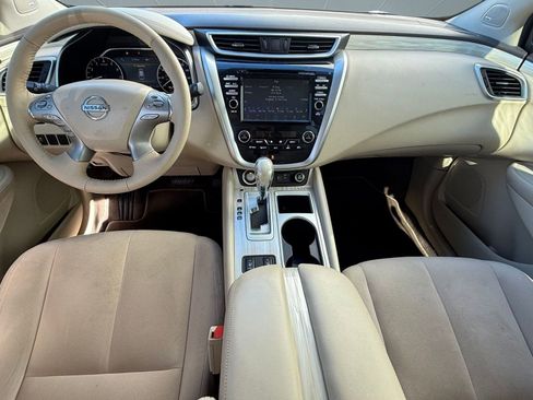 Used 2018 Nissan Murano SV w/ Premium Package image 15