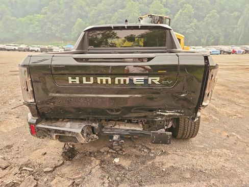 Used 2025 GMC Hummer EV 2X AWD/4WD image 4