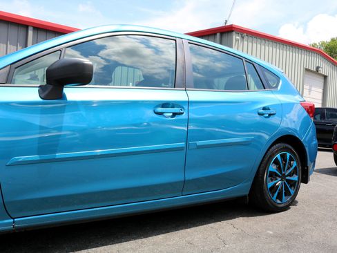 Used 2017 Subaru Impreza 2.0i image 8