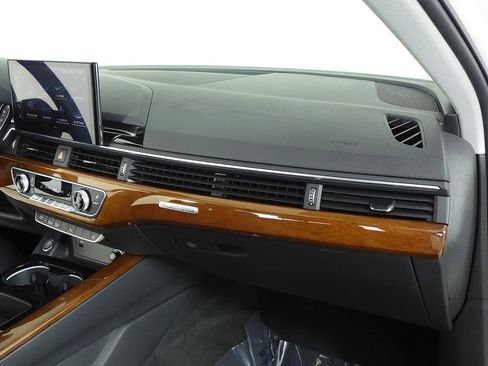 Used 2023 Audi A4 2.0T Premium w/ Convenience Package image 14