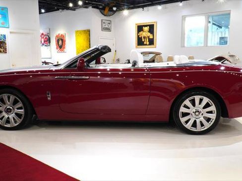 Used 2017 Rolls-Royce Dawn Standard image 11