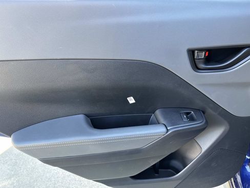 Used 2025 Subaru Crosstrek 2.5i Sport w/ Crosstrek Mirror Package image 10