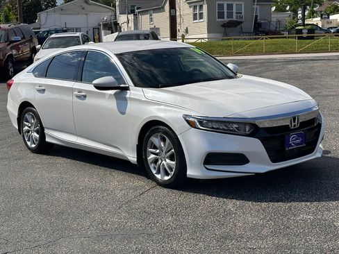 Used 2019 Honda Accord LX image 3