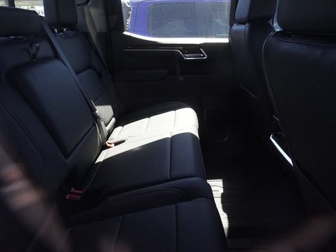 Used 2025 GMC Sierra 1500 Elevation w/ Elevation Premium Package AWD/4WD image 11