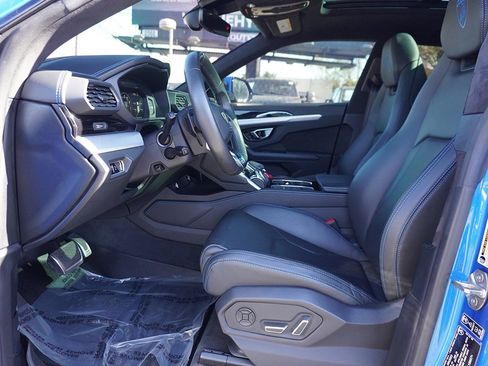 Used 2022 Lamborghini Urus image 34