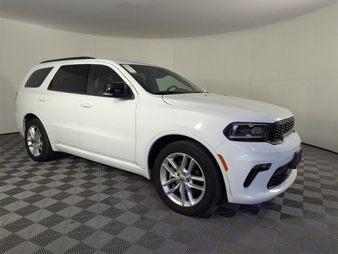 Certified 2023 Dodge Durango GT image 2