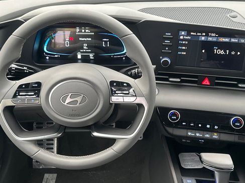 New 2026 Hyundai Elantra Sport image 14