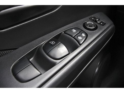 Certified 2025 Nissan Kicks Play S FWD image 20