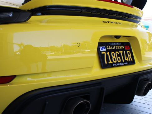 Used 2023 Porsche 718 Cayman GT4 RS image 15