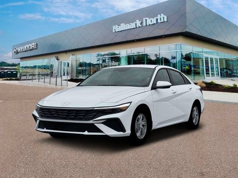New 2026 Hyundai Elantra SE FWD image 1