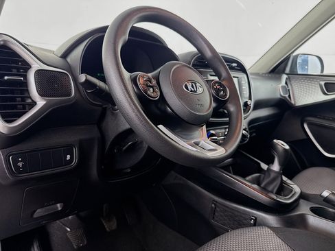 Used 2021 Kia Soul LX image 21