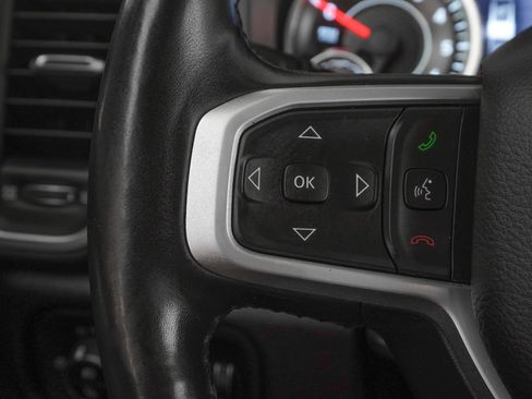 Used 2019 RAM 1500 Big Horn AWD/4WD image 18