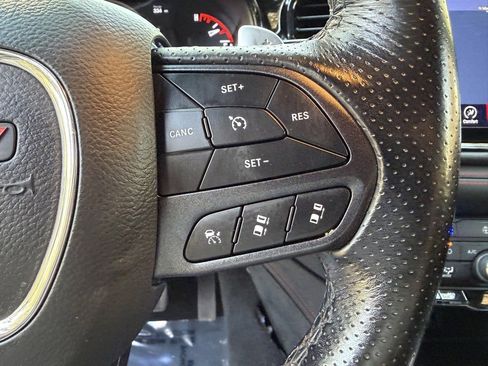 Used 2023 Dodge Durango GT image 25