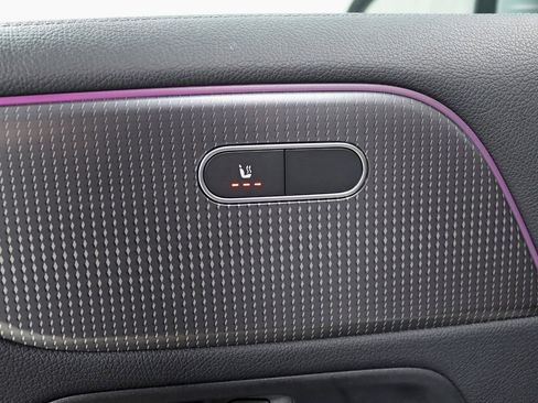 Used 2022 Mercedes-Benz GLA 250 4MATIC w/ Premium Package Lite image 38