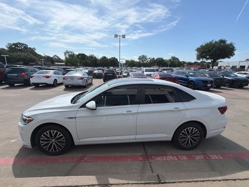 Used 2019 Volkswagen Jetta SEL FWD image 4