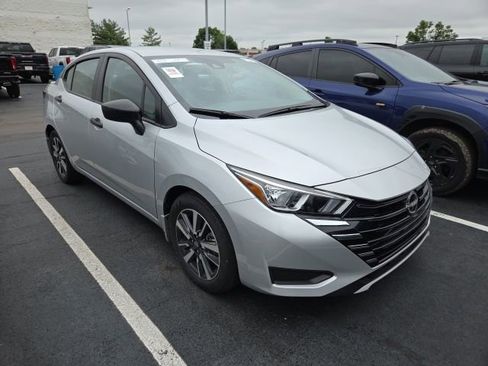 Used 2024 Nissan Versa S w/ S Plus Package FWD image 24