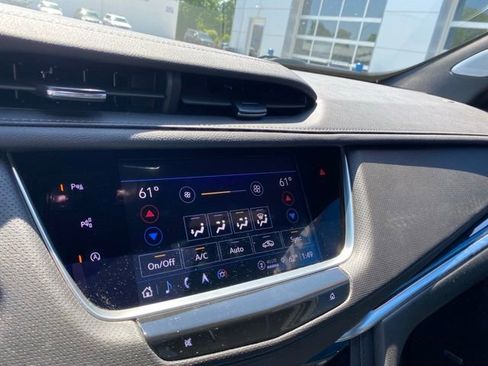 Used 2025 Cadillac XT5 Premium Luxury w/ Technology Package AWD/4WD image 29