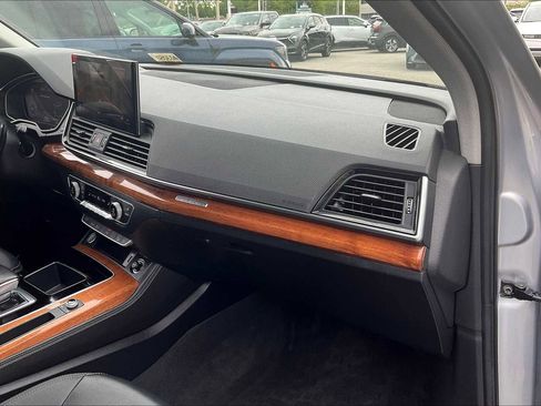 Used 2022 Audi Q5 2.0T Premium Plus w/ Premium Plus Package image 13