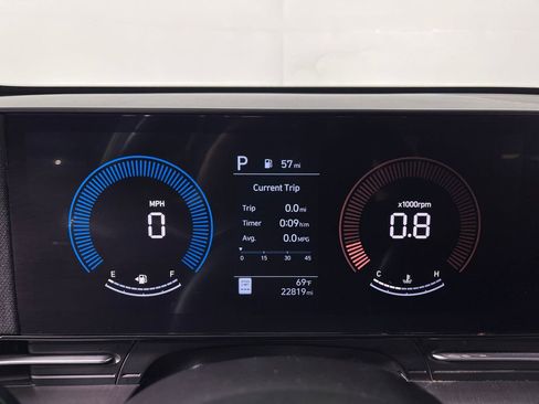 Certified 2025 Hyundai Kona SEL FWD image 20