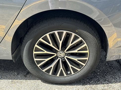 Used 2020 Volkswagen Jetta SE FWD image 33