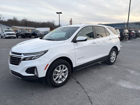 Used 2024 Chevrolet Equinox LT image 8