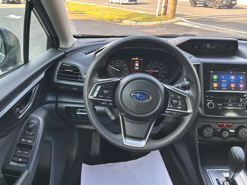 Used 2022 Subaru Impreza 2.0i Premium AWD/4WD image 13