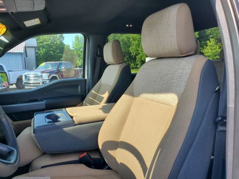 Used 2023 Ford F150 XLT AWD/4WD image 11