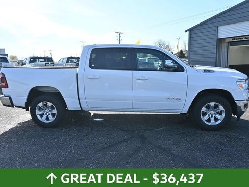 Used 2024 RAM 1500 Laramie AWD/4WD image 9
