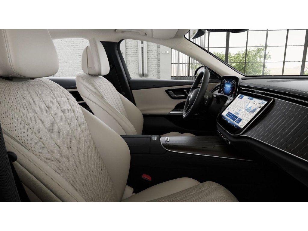 New 2026 Mercedes-Benz E 350 4MATIC Sedan image 4