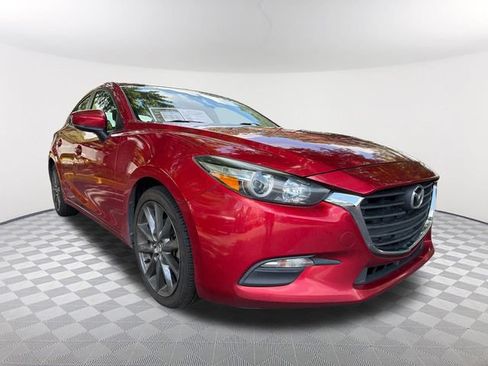 Used 2018 MAZDA MAZDA3 Touring FWD image 3