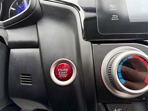 Used 2015 Honda Fit EX image 36