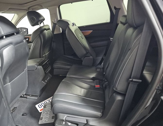 Used 2022 Acura MDX w/ Technology Package FWD image 6