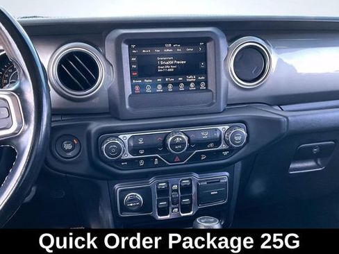 Used 2021 Jeep Wrangler Unlimited Sahara AWD/4WD image 11