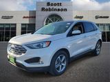 Used 2019 Ford Edge SEL w/ Equipment Group 201A image 2