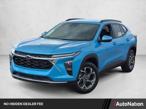 New 2026 Chevrolet Trax LT w/ Driver Confidence Package FWD image 1