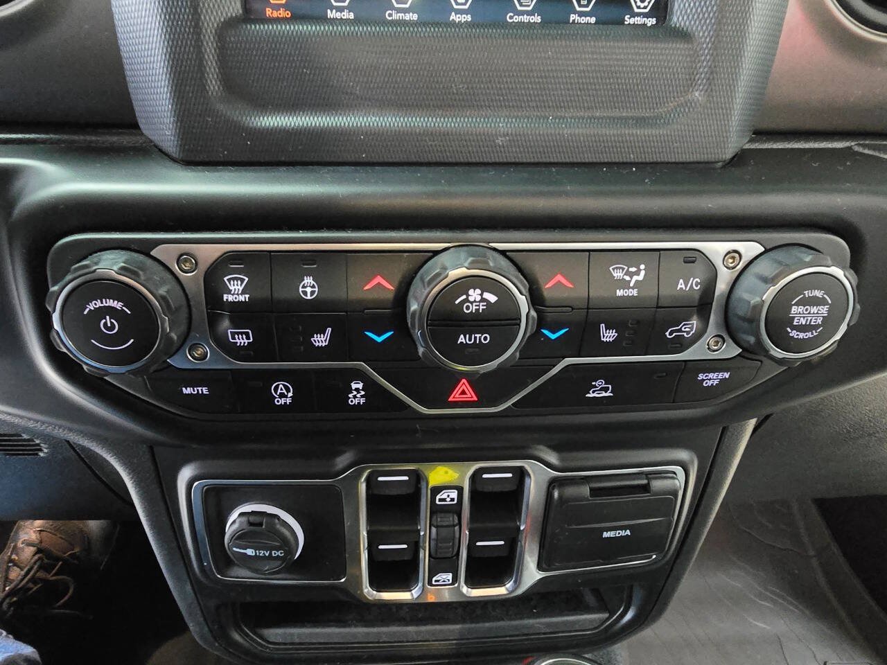 Used 2022 Jeep Wrangler Unlimited Sport AWD/4WD image 31