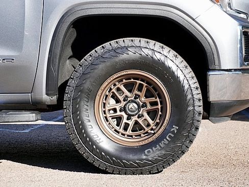 Used 2019 GMC Sierra 1500 SLT w/ SLT Premium Plus Package image 8