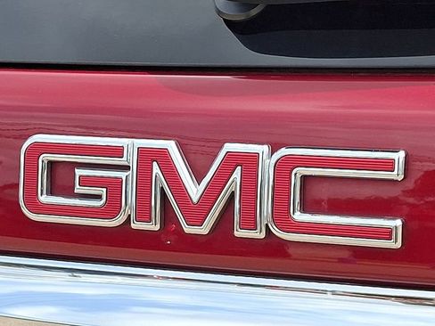 Used 2018 GMC Terrain SLE w/ Driver Convenience Package AWD/4WD image 29