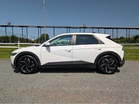 Used 2024 Hyundai Ioniq 5 SEL AWD/4WD image 9