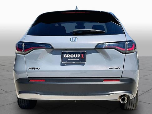 Used 2026 Honda HR-V Sport image 5