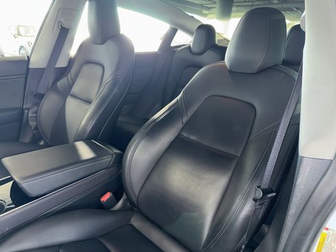 Used 2019 Tesla Model 3 Standard Range Plus image 33