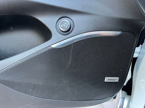 Used 2020 Buick Enclave Essence w/ Sound and Sites Package image 30