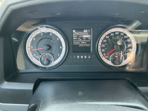 Used 2016 RAM 2500 Big Horn w/ Black Appearance Group AWD/4WD image 10